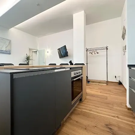 Apartmán Golden Luxe - Modern Next The