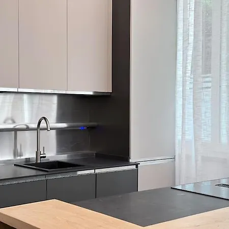 Golden Luxe - Modern Next The 公寓 *