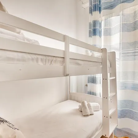 Golden Luxe - Modern Next The Appartamento *