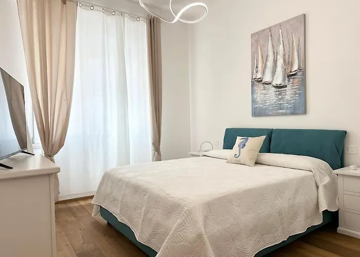 アパート Golden Luxe - Modern Next The ヴィアレッジョ