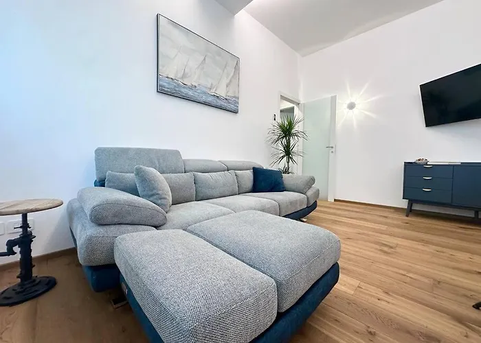 Golden Luxe - Modern Next The アパート ヴィアレッジョ