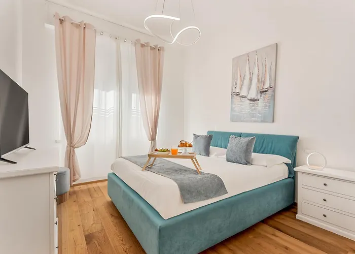 Apartament Golden Luxe - Modern Next The *