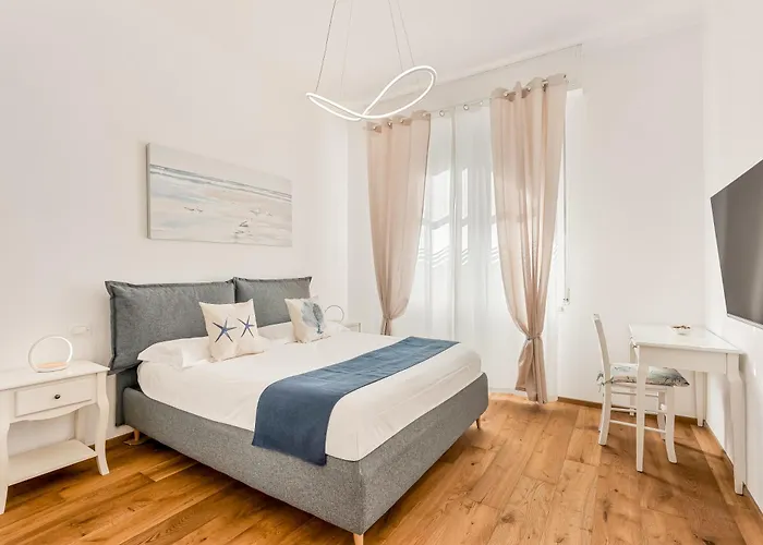 Apartament Golden Luxe - Modern Next The *